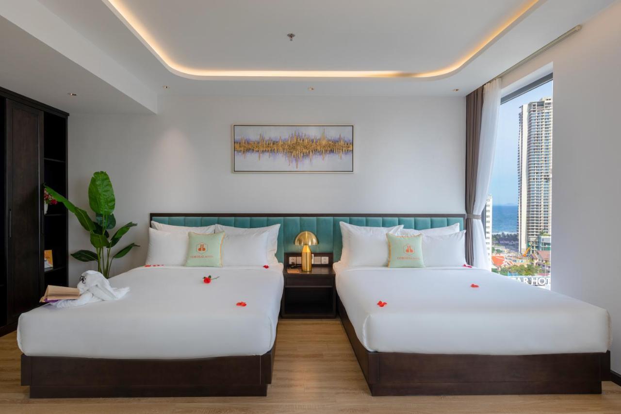 Cordial Grand Hotel Da Nang Beach - Infinity Rooftop Pool Buitenkant foto